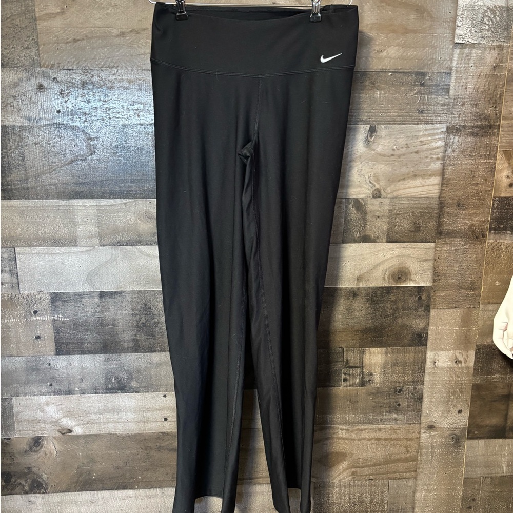 Nike Black Full-Length High-Waist Wide Leg Leggings with Swoosh Size Small